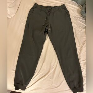 Women’s green Jogger Pants